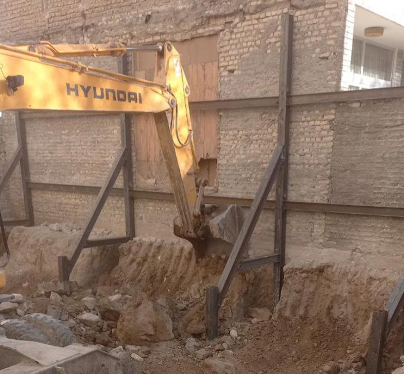 ساختمان مسکونی هشت بهشت